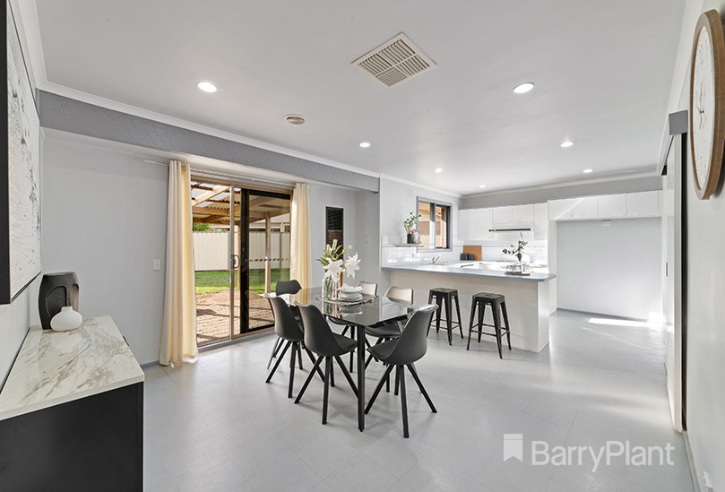 4 Teresa Place, Melton West, VIC 3337, Melton West - Thumbnail 6