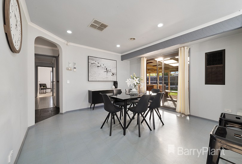 4 Teresa Place, Melton West, VIC 3337, Melton West - Thumbnail 7