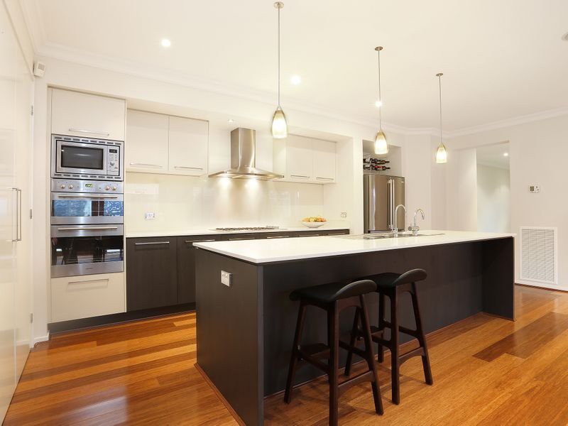 4 Tiarella Street, Point Cook, VIC 3030, Point Cook - Thumbnail 3