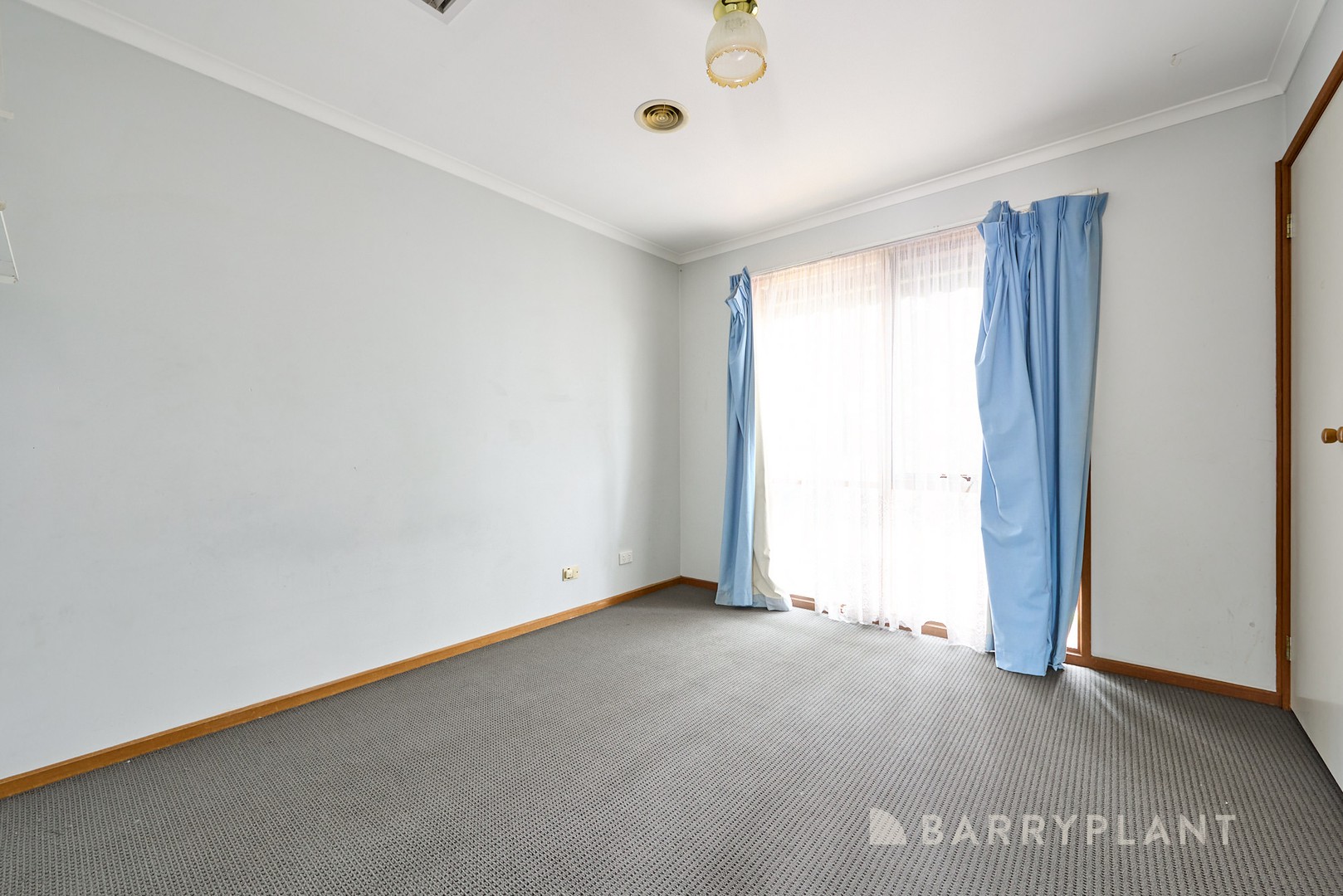 4 Toirram Crescent, Cranbourne North, VIC 3977, Cranbourne - Thumbnail 8