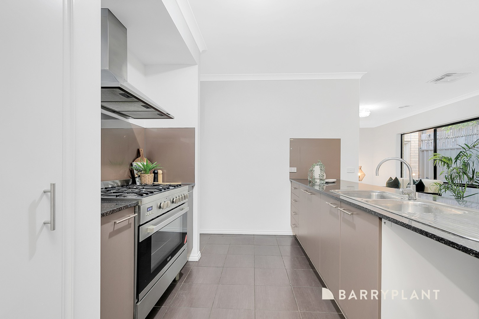 4 Torbreck Avenue, South Morang, VIC 3752, South Morang - Thumbnail 5