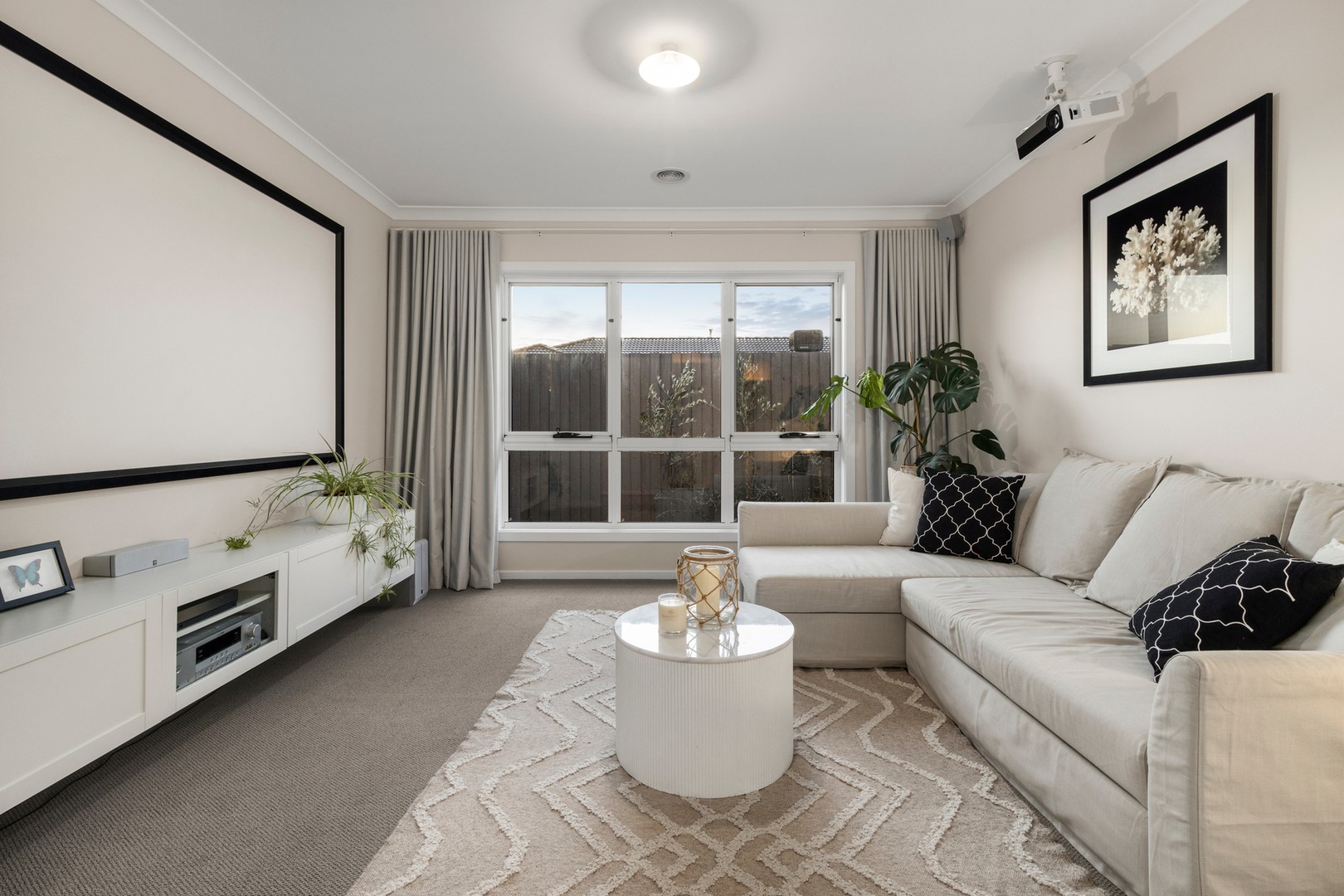 4 Tulloona Street, Fraser Rise, VIC 3336, Fraser Rise - Thumbnail 3