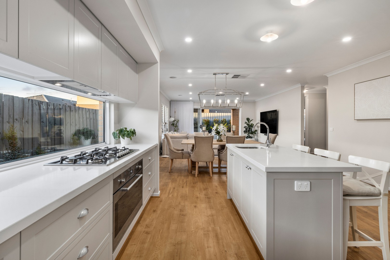 4 Tulloona Street, Fraser Rise, VIC 3336, Fraser Rise - Thumbnail 4