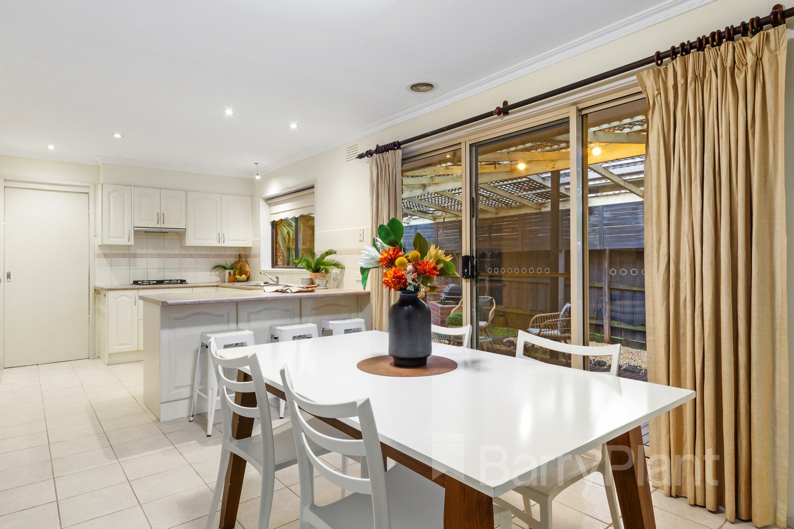 4 Tynham Close, Ferntree Gully, VIC 3156, Ferntree Gully - Thumbnail 2
