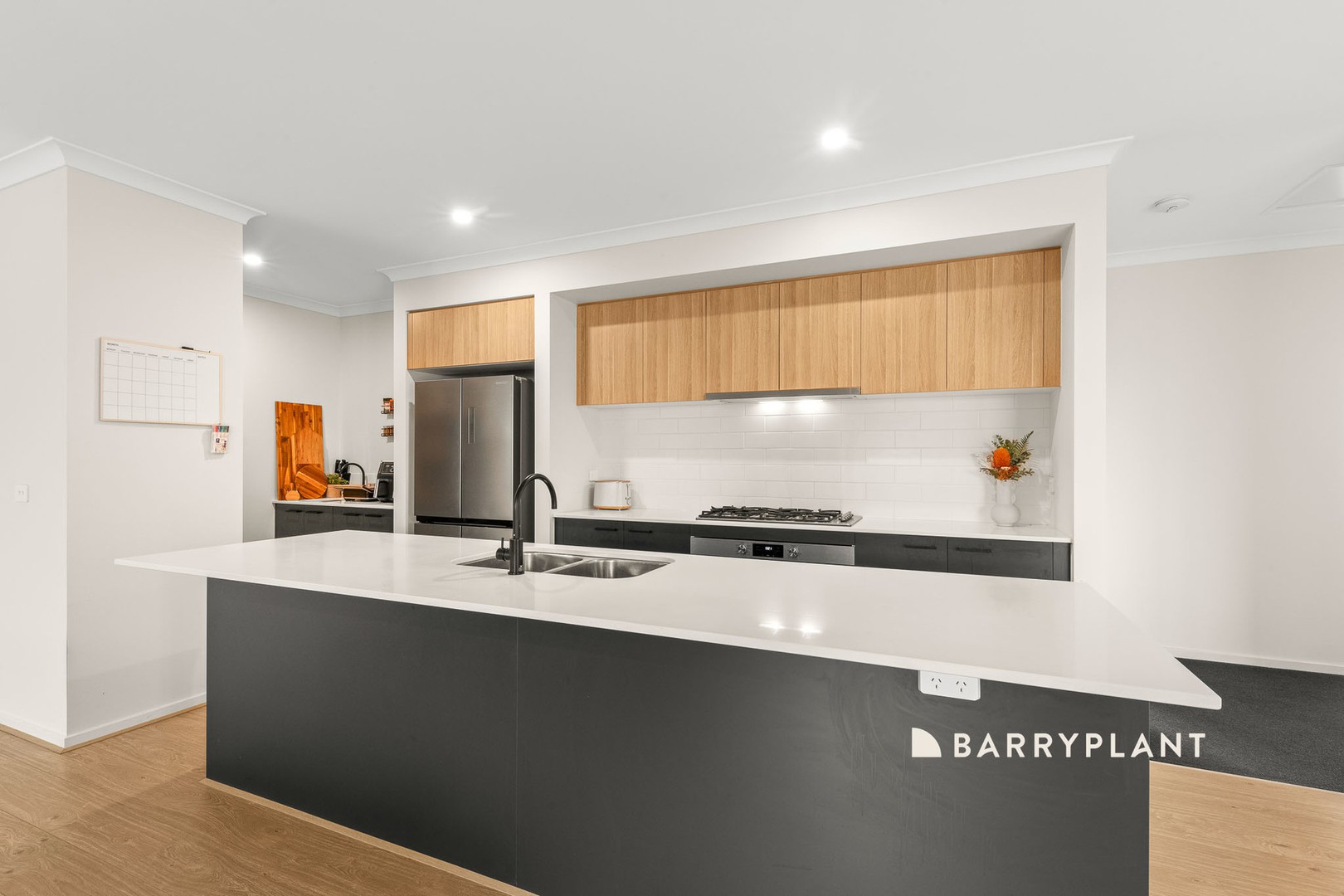 4 Undara Road, Clyde North, VIC 3978, Clyde North - Thumbnail 3