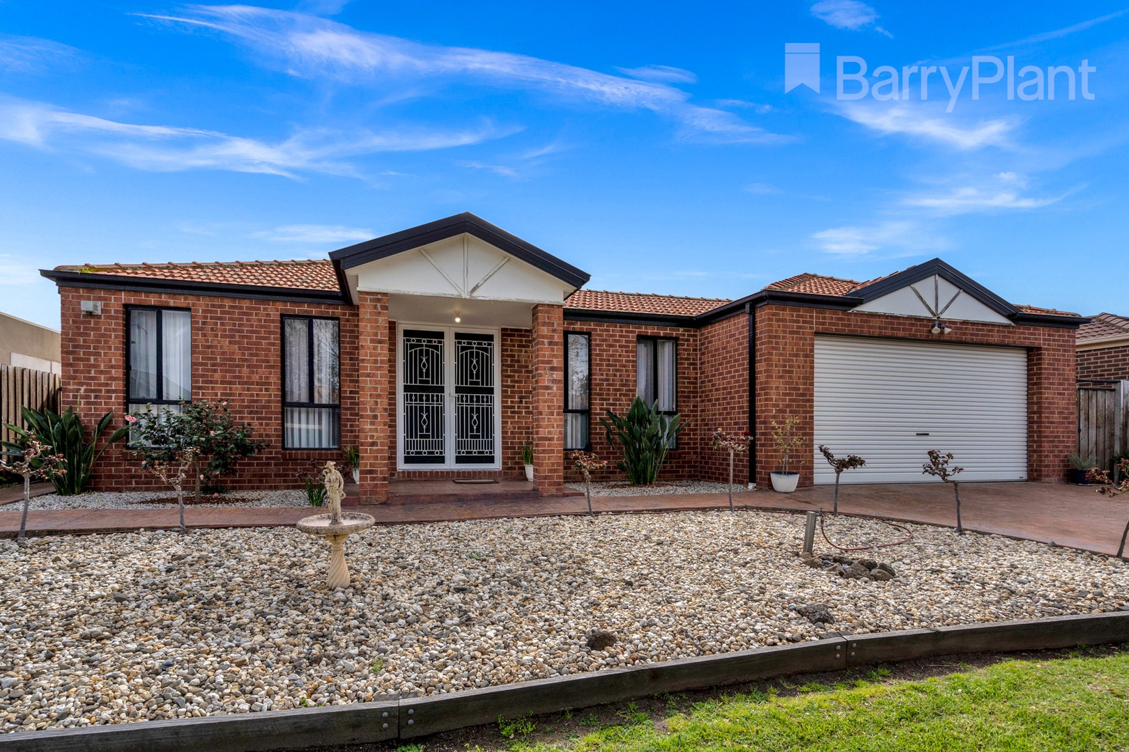 4 University Drive, Taylors Hill, VIC 3037 - Thumbnail 1 - 06/09/2023