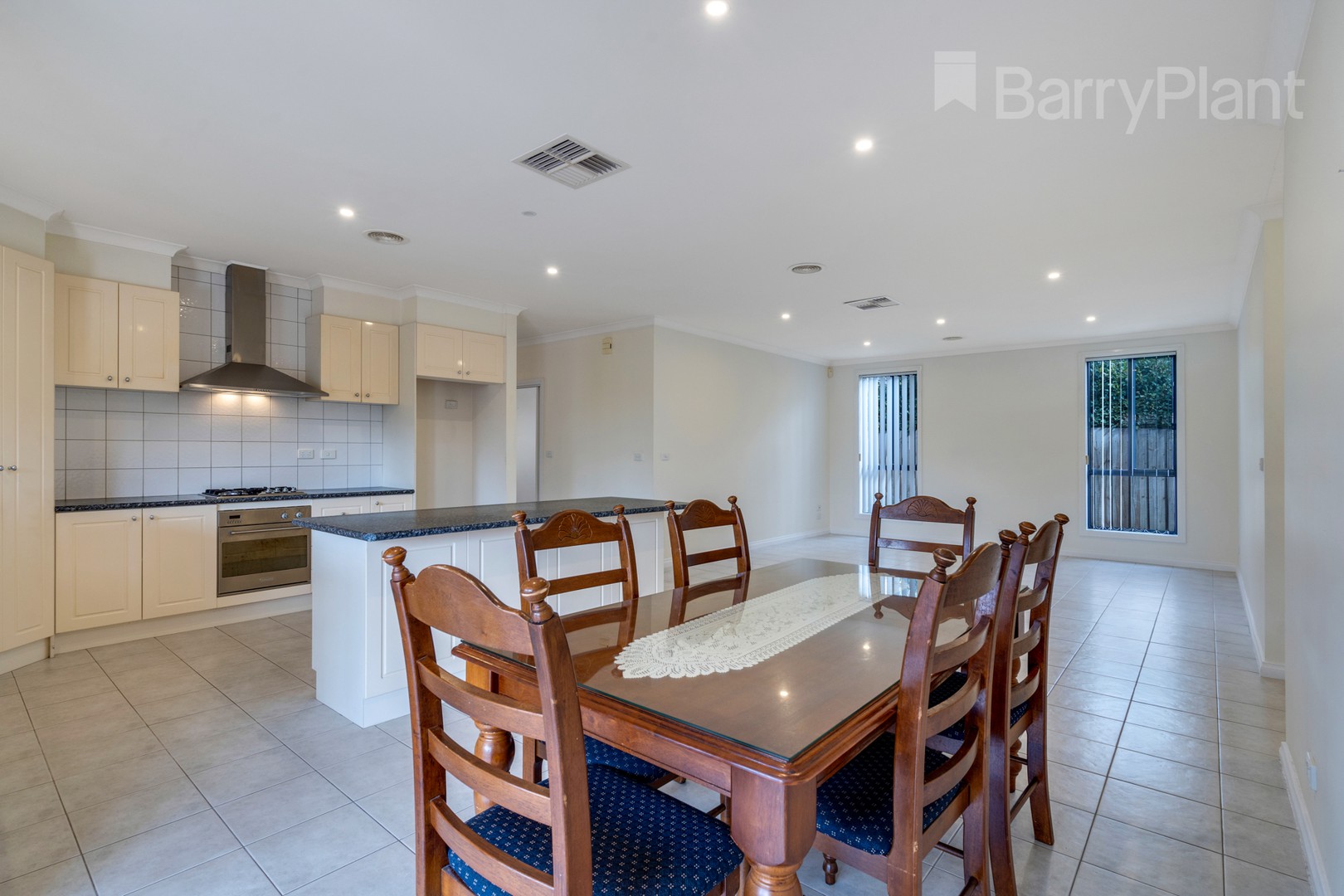 4 University Drive, Taylors Hill, VIC 3037, Taylors Hill - Thumbnail 7