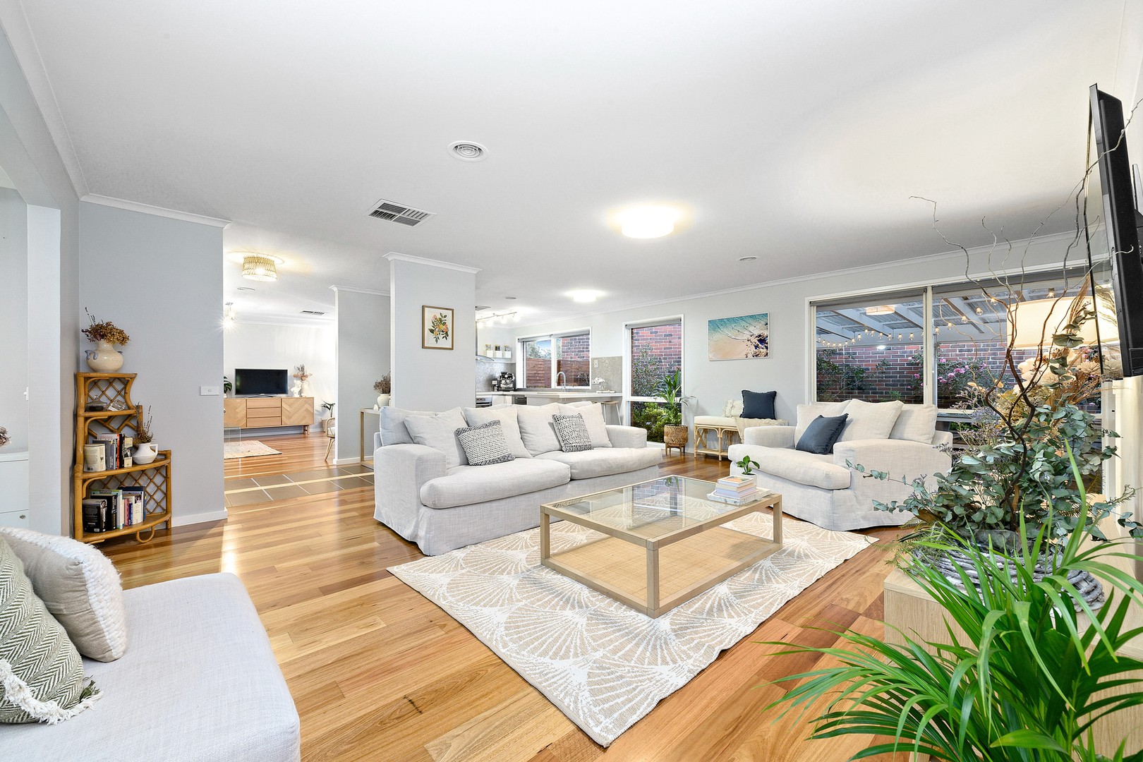 4 Vasa Place, Taylors Lakes, VIC 3038, Keilor Lodge - Thumbnail 4