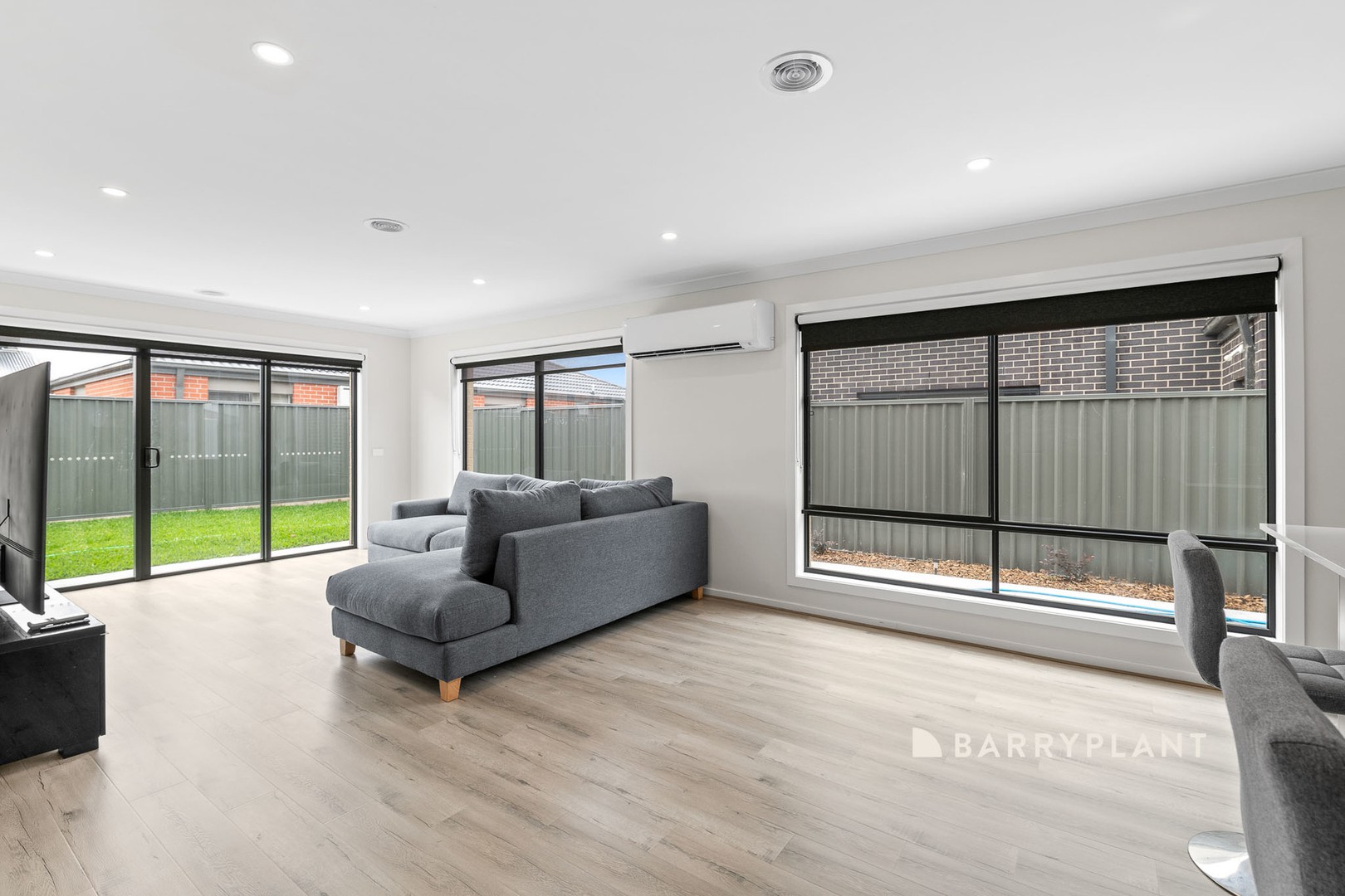 4 Velvet Circuit, Clyde North, VIC 3978, Clyde North - Thumbnail 6