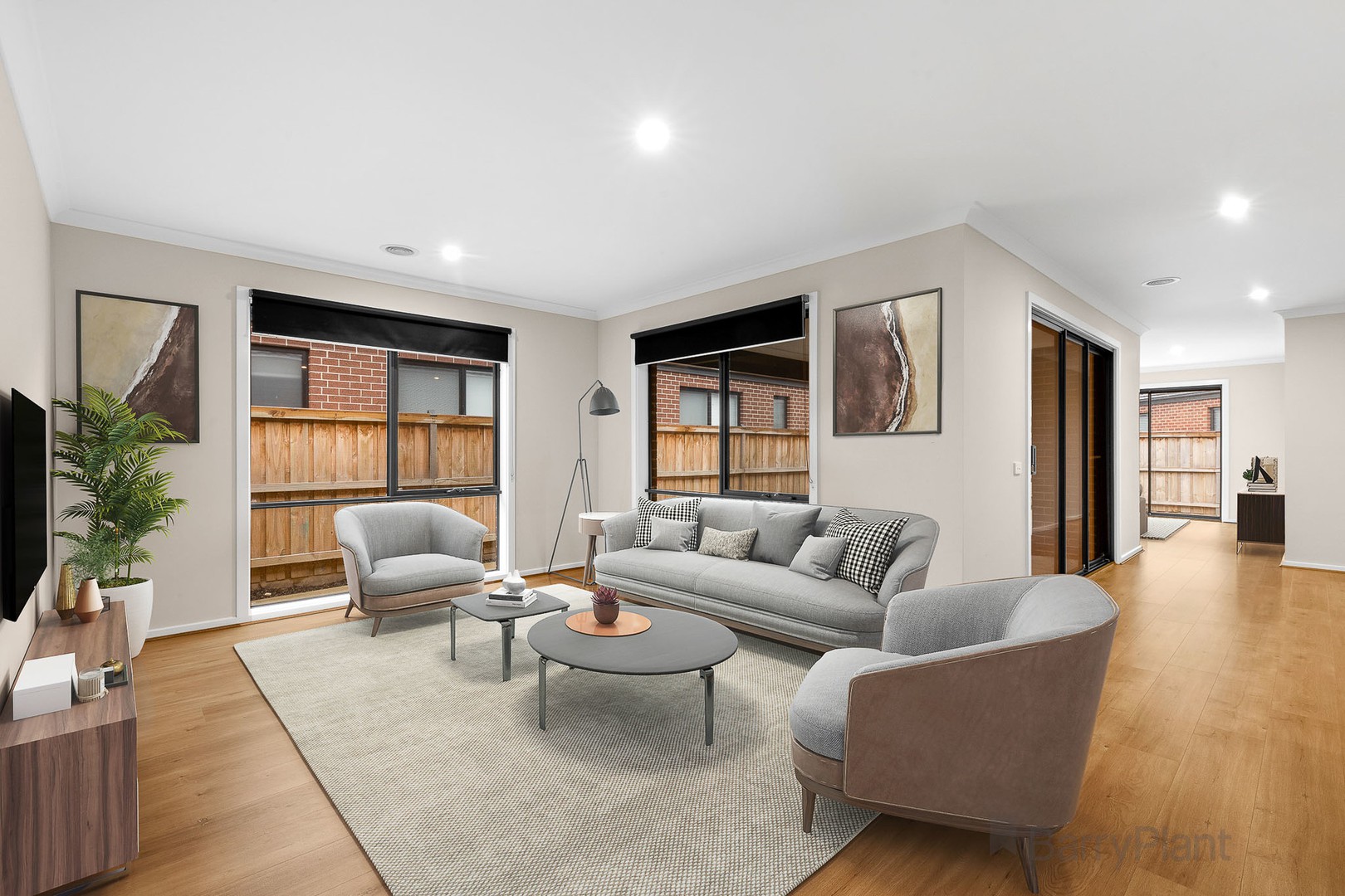 4 Venetia Way, Cranbourne South, VIC 3977, Cranbourne South - Thumbnail 2