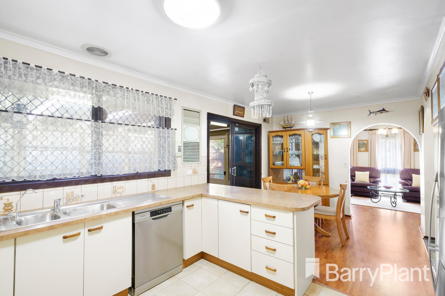 4 Verdant Avenue, Ardeer, VIC 3022, Ardeer - Thumbnail 5