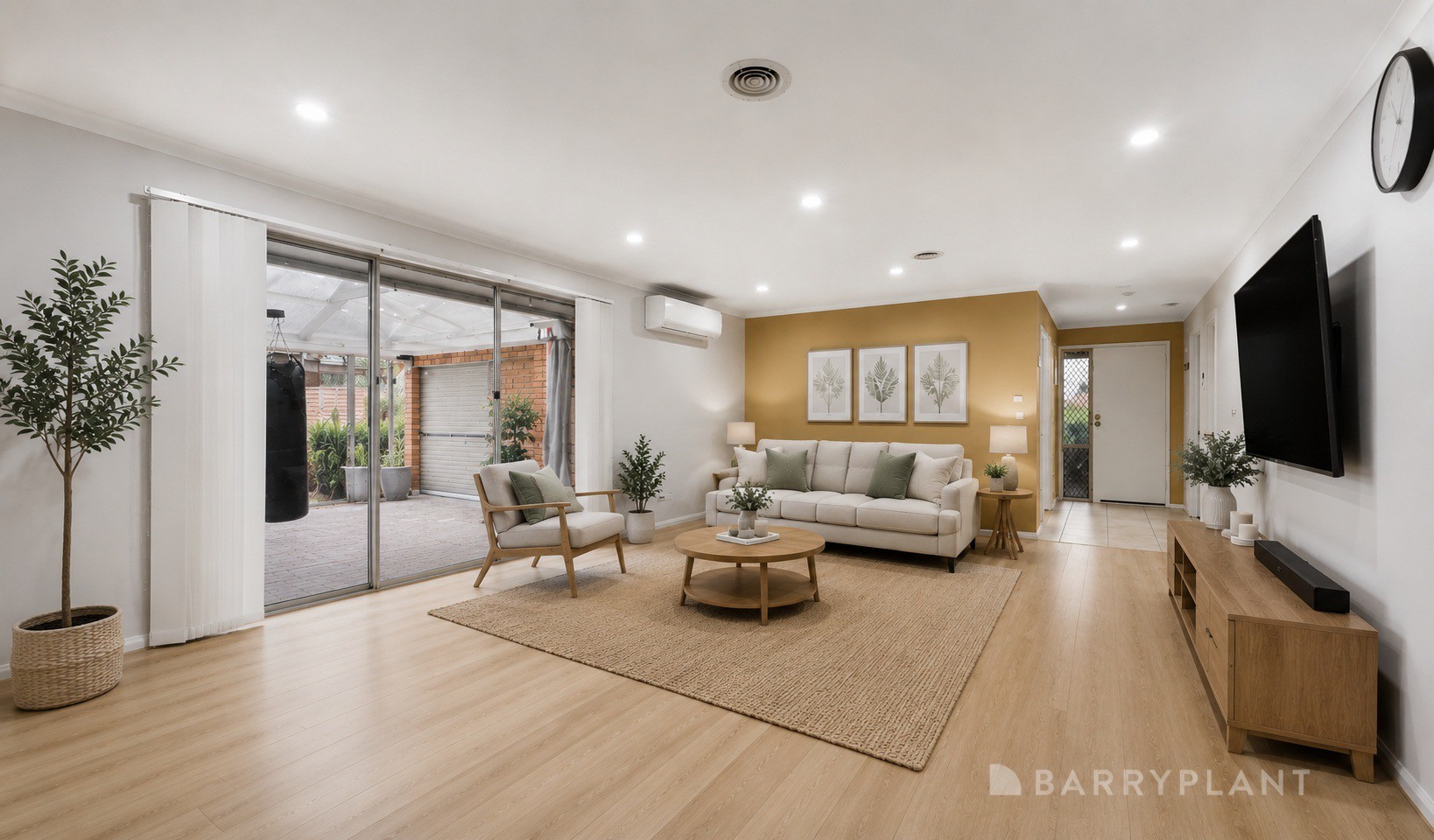 4 Waltham Mews, Cranbourne East, VIC 3977 - Thumbnail 2 - 08/04/2026