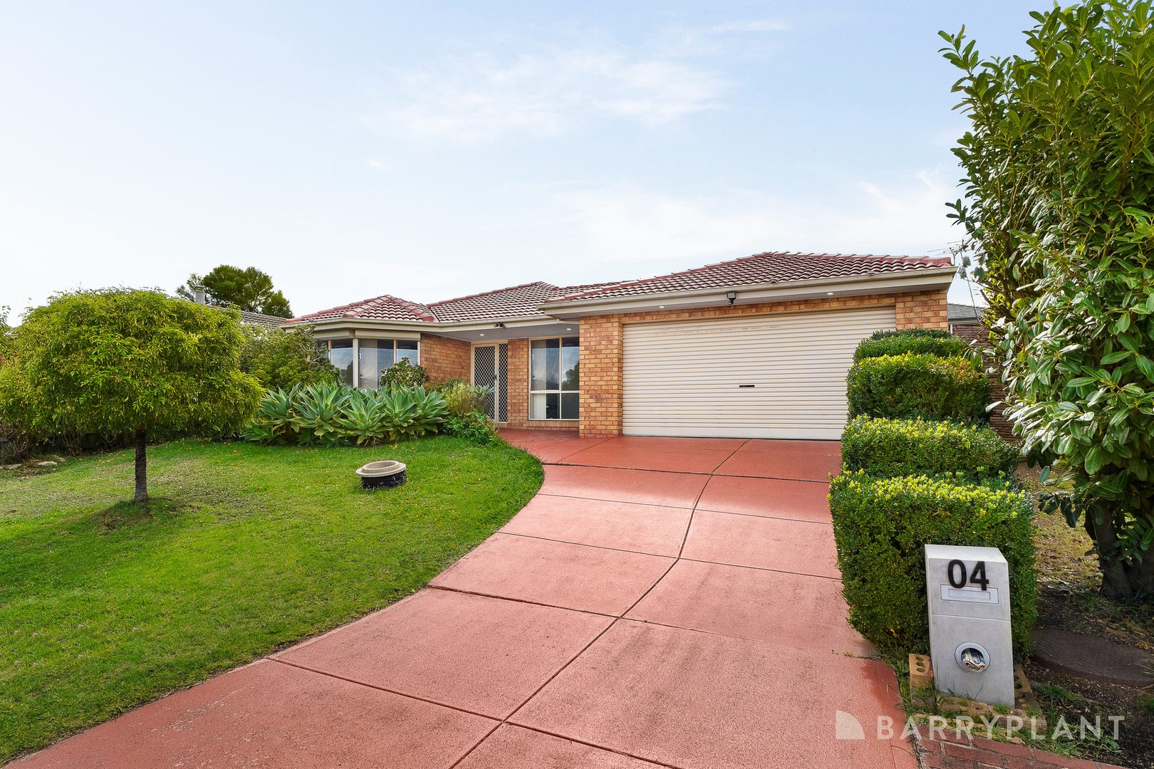 4 Waltham Mews, Cranbourne East, VIC 3977 - Thumbnail 2 - 08/04/2026