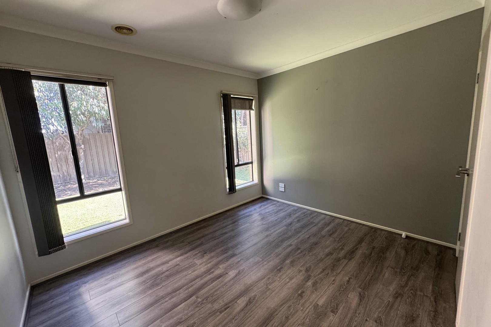 4 Warrawong Court, Craigieburn, VIC 3064, Craigieburn - Thumbnail 6