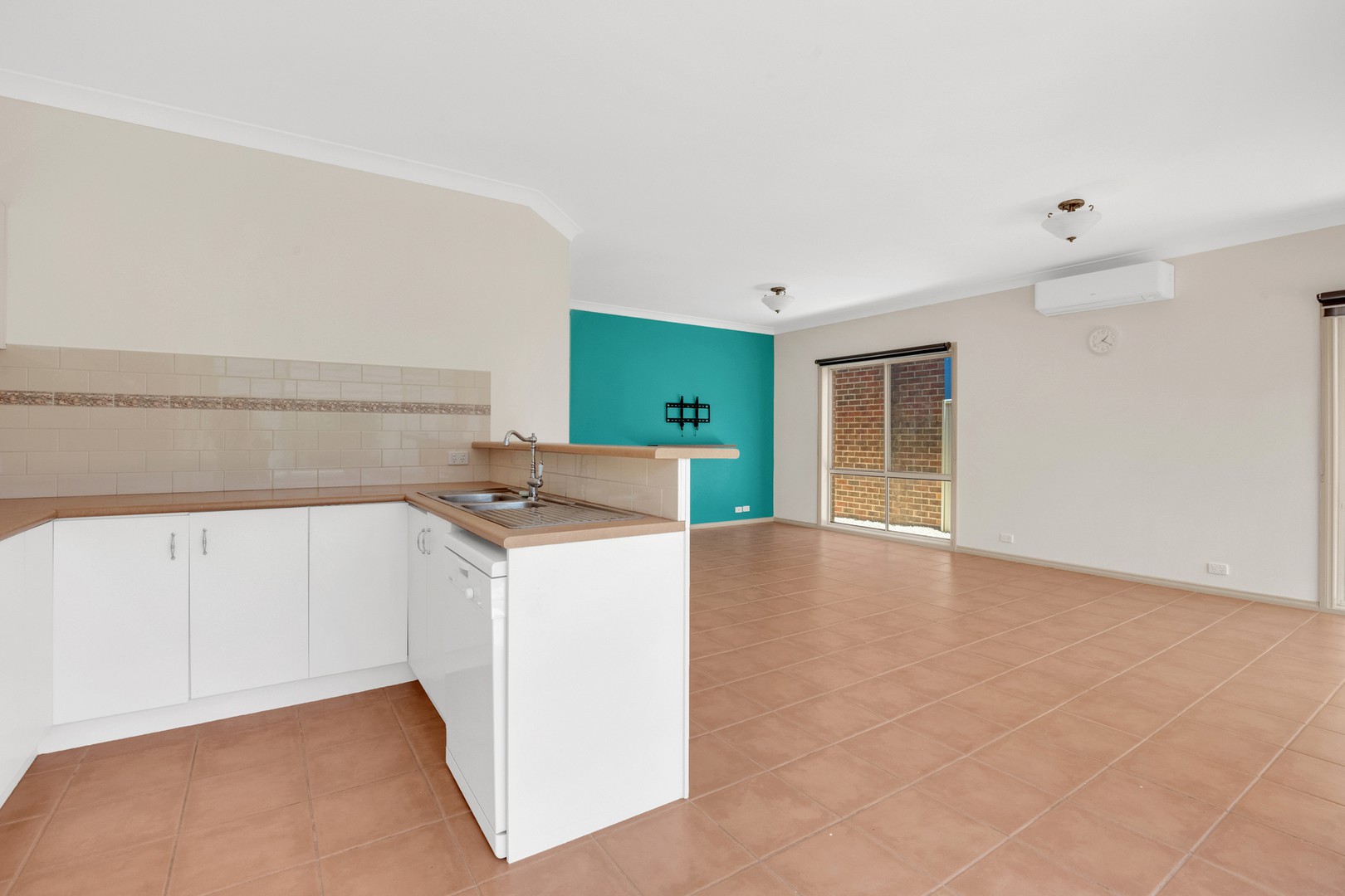 4 Waterdale Rise, Craigieburn, VIC 3064, Craigieburn - Thumbnail 8