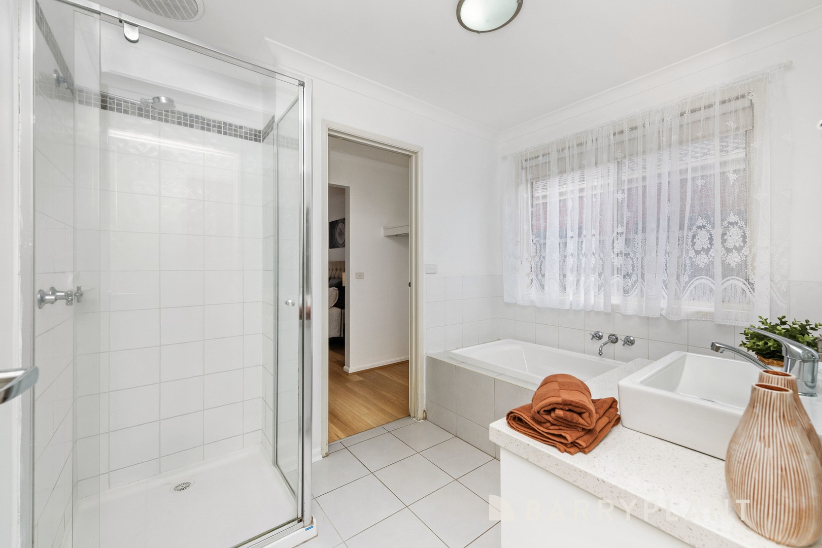 4 Wattle Bark Place, Melton, VIC 3337, Melton - Thumbnail 3