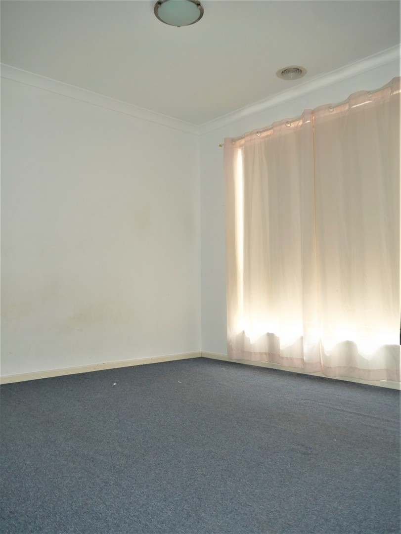 4 Wattle Bark Place, Melton, VIC 3337, Melton - Thumbnail 7