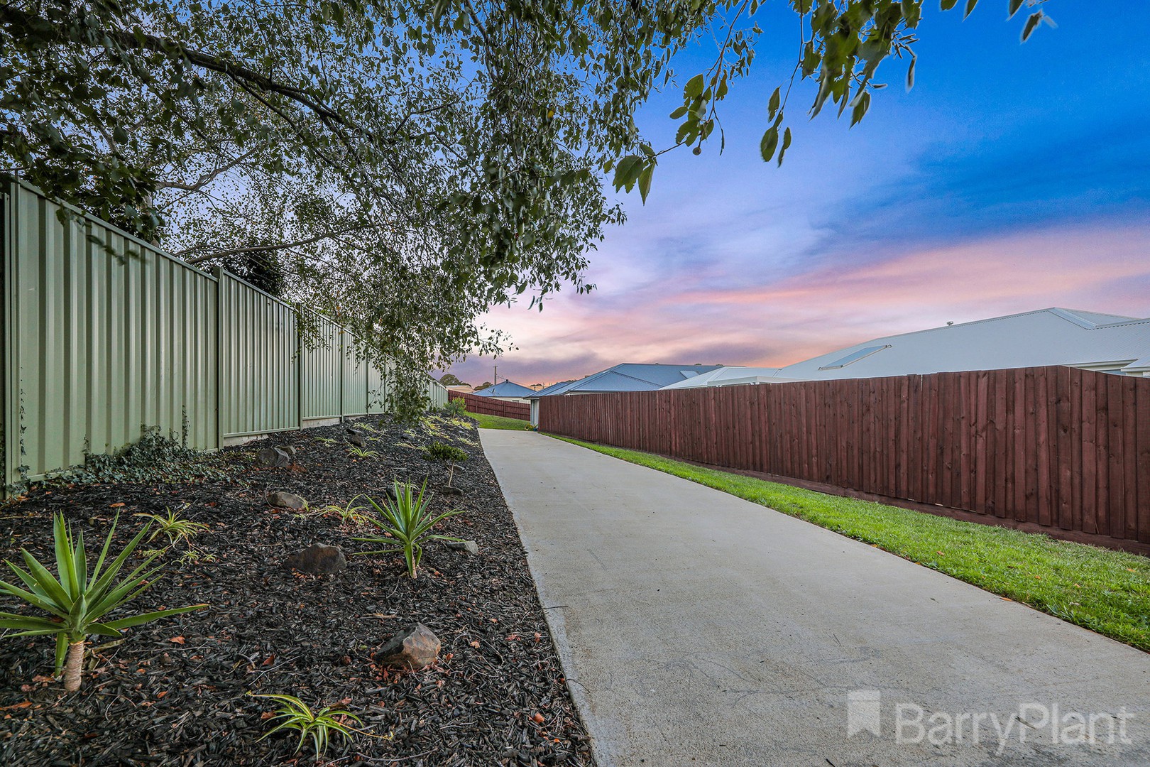 4 Weebar Road, Drouin, VIC 3818, Drouin - Thumbnail 2