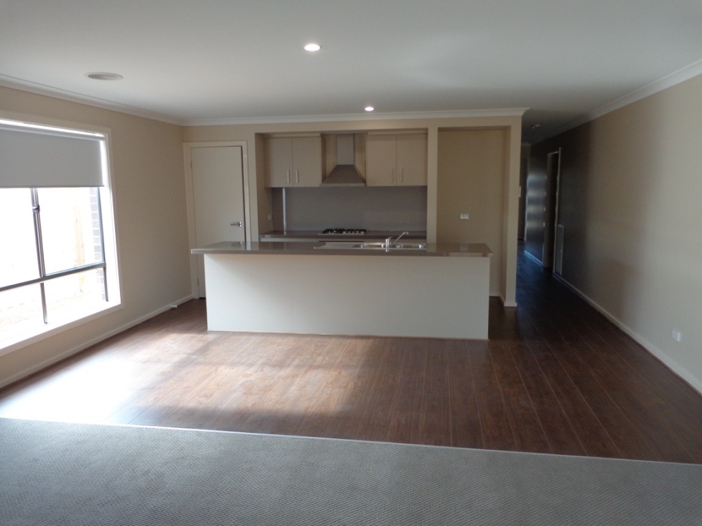 4 Wells Road, Point Cook, VIC 3030, Point Cook - Thumbnail 2