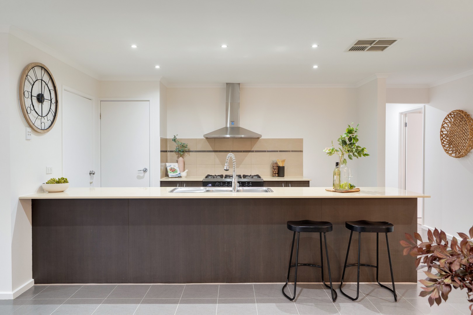 4 White Cedar Place, Craigieburn, VIC 3064 - Thumbnail 2 - 26/08/2026