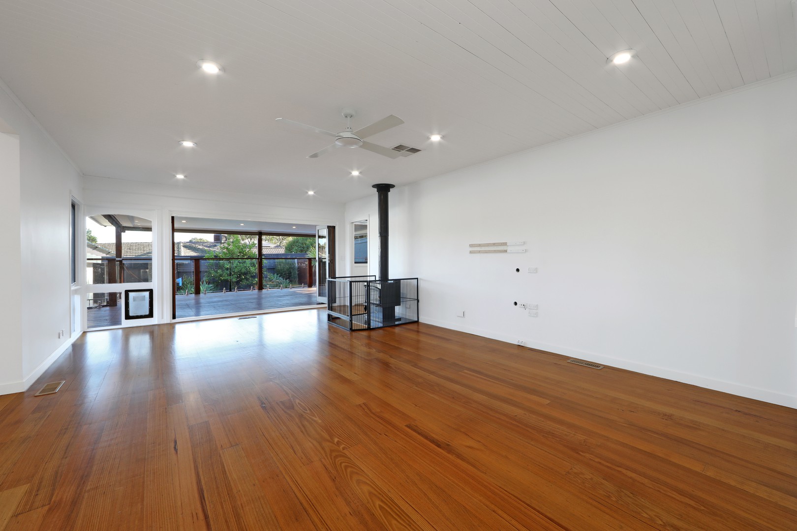 4 Winnipeg Street, Rowville, VIC 3178 - Thumbnail 2 - 12/05/2025