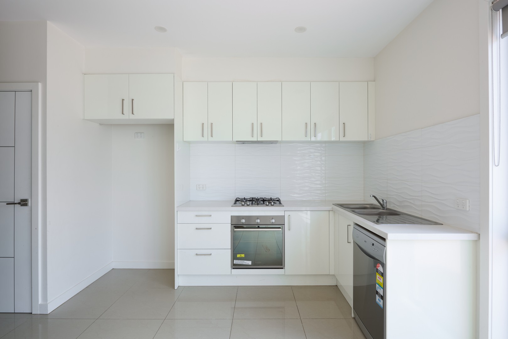 4 Winter Lane, Carrum Downs, VIC 3201, Carrum Downs - Thumbnail 2