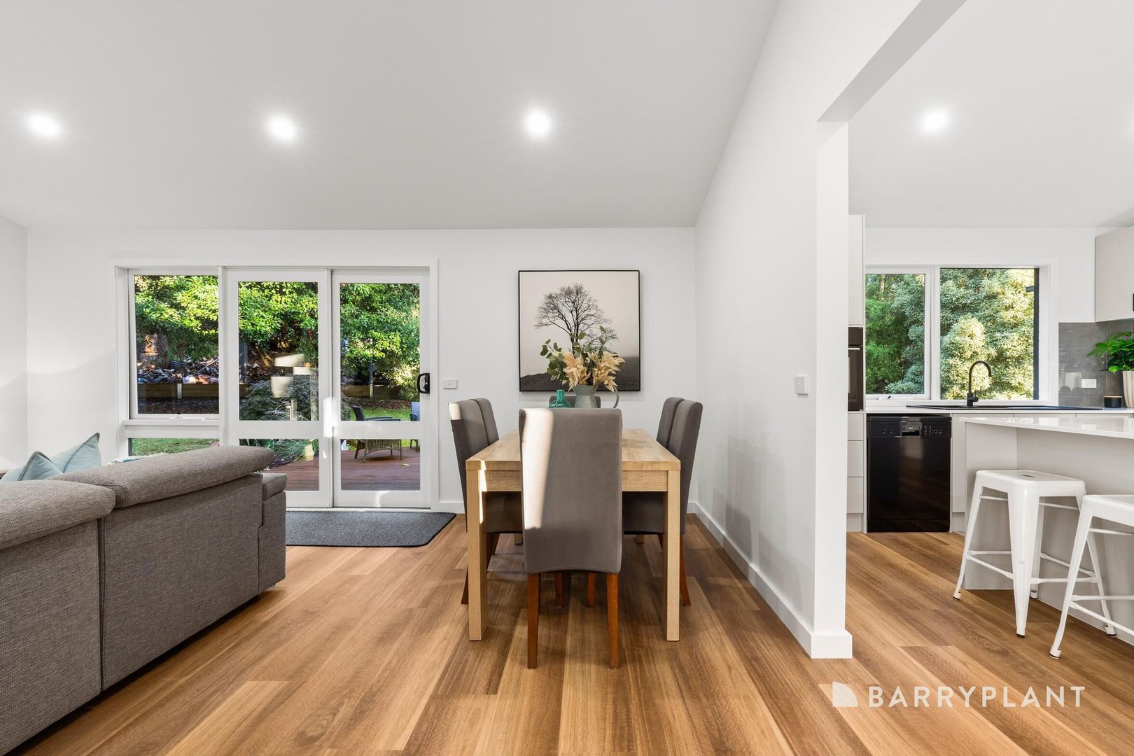 4 Wombat Crescent, Emerald, VIC 3782, Emerald - Thumbnail 6