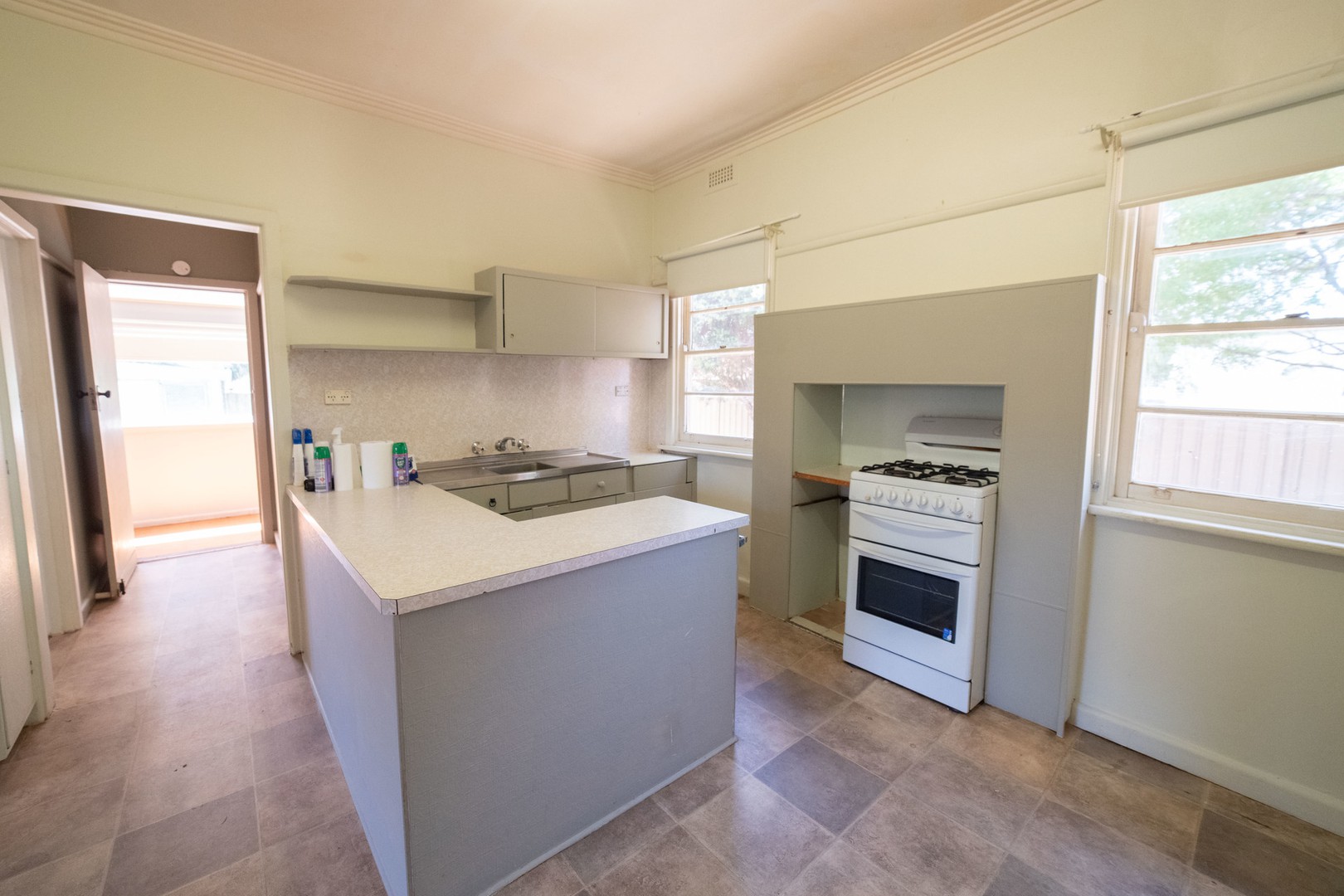 4 Woolcock Avenue, Kangaroo Flat, VIC 3555, Kangaroo Flat - Thumbnail 3