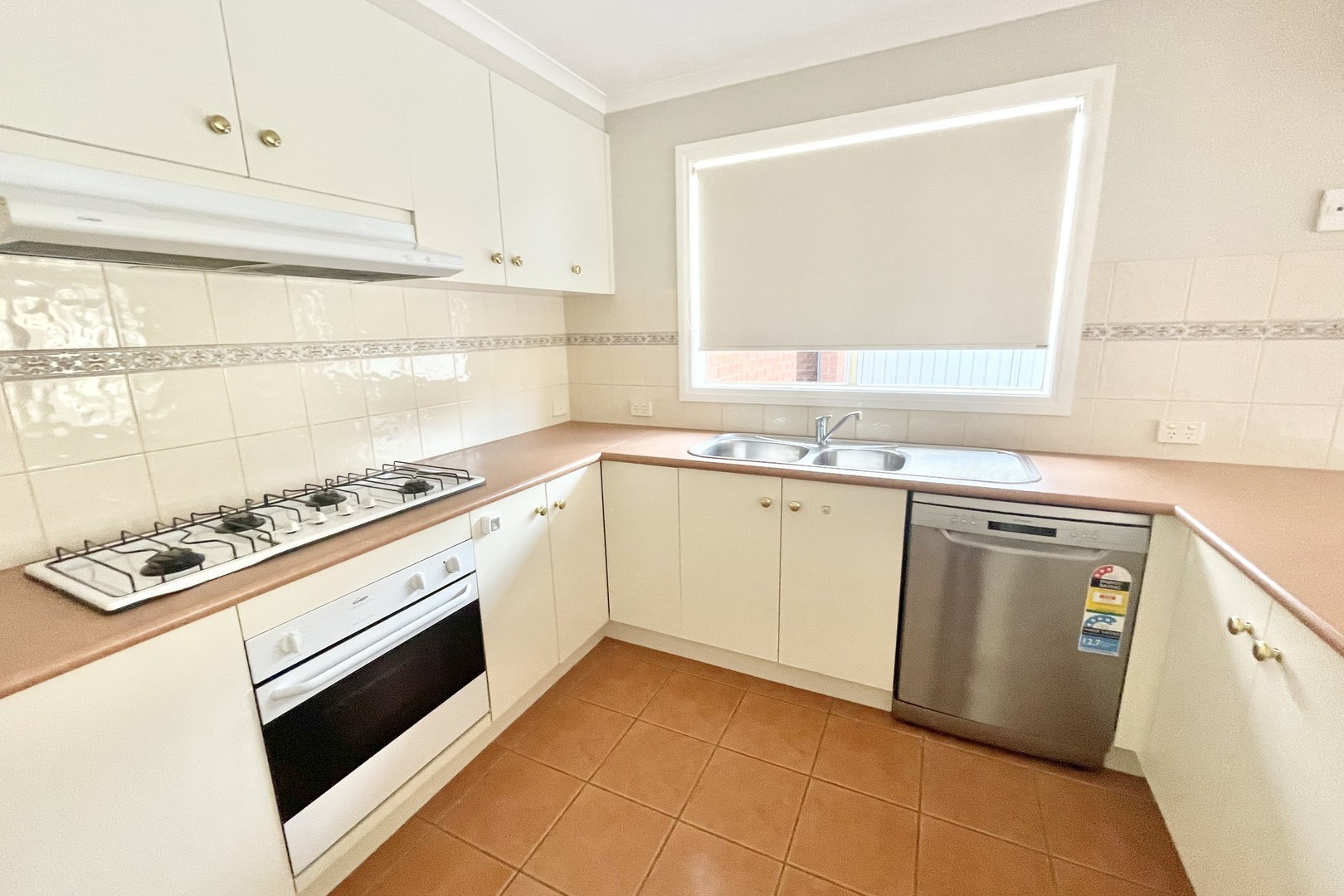 4 Woronora Way, Taylors Hill, VIC 3037, Taylors Hill - Thumbnail 8