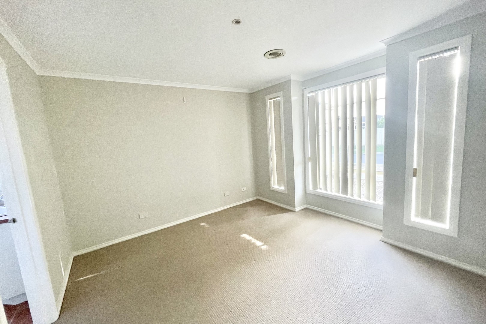 4 Woronora Way, Taylors Hill, VIC 3037, Taylors Hill - Thumbnail 4