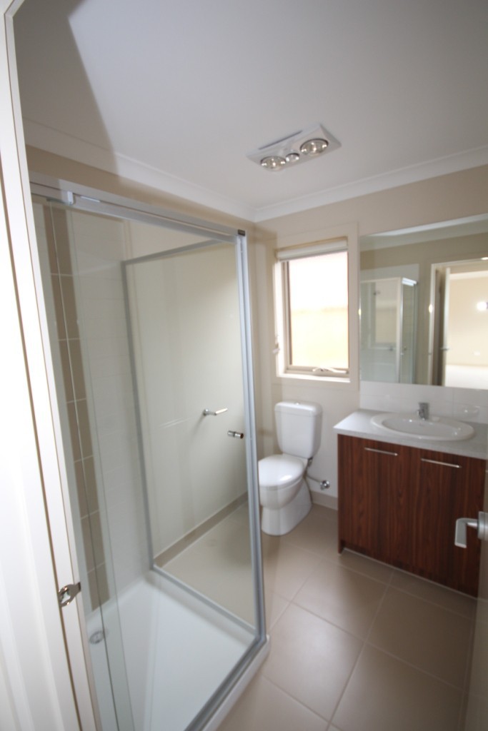 4 Wurrook Circuit, North Geelong, VIC 3215, North Geelong - Thumbnail 8