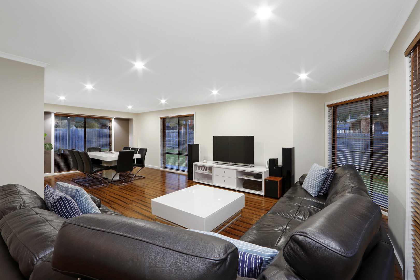 4 Wyndham Place, Rowville, VIC 3178, Rowville - Thumbnail 6
