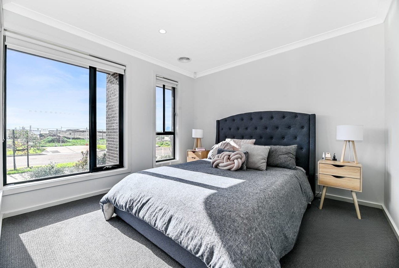 4 Yarrow Street, Cobblebank, VIC 3338 - Thumbnail 1 - 10/07/2025