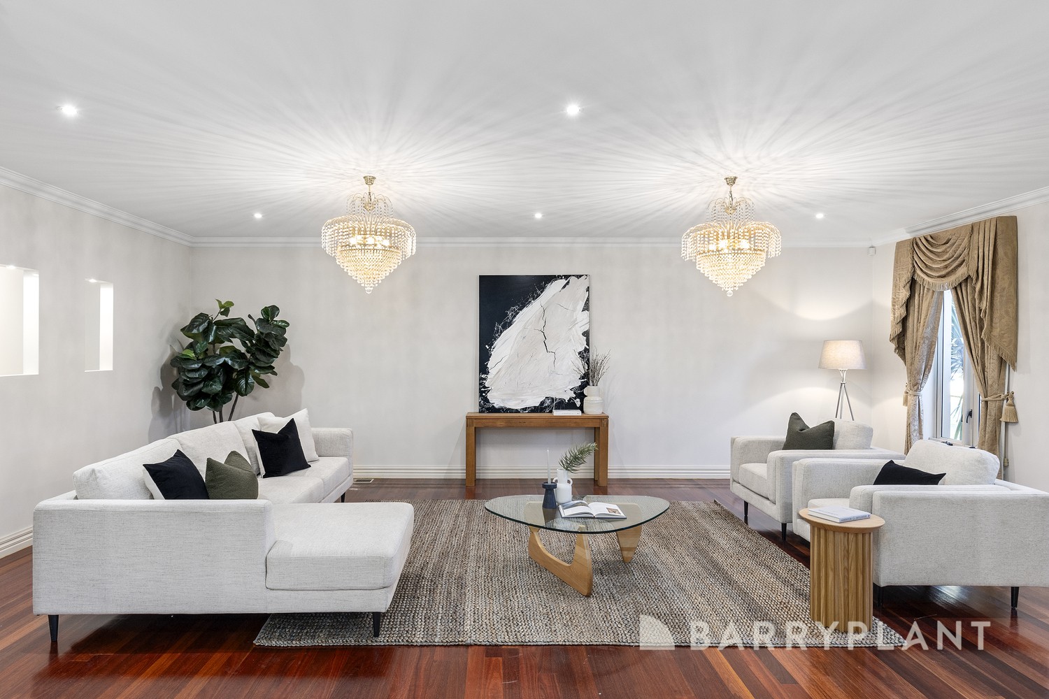 40 Ambrose Treacy Drive, Bundoora, VIC 3083 - Thumbnail 2 - 06/08/2024