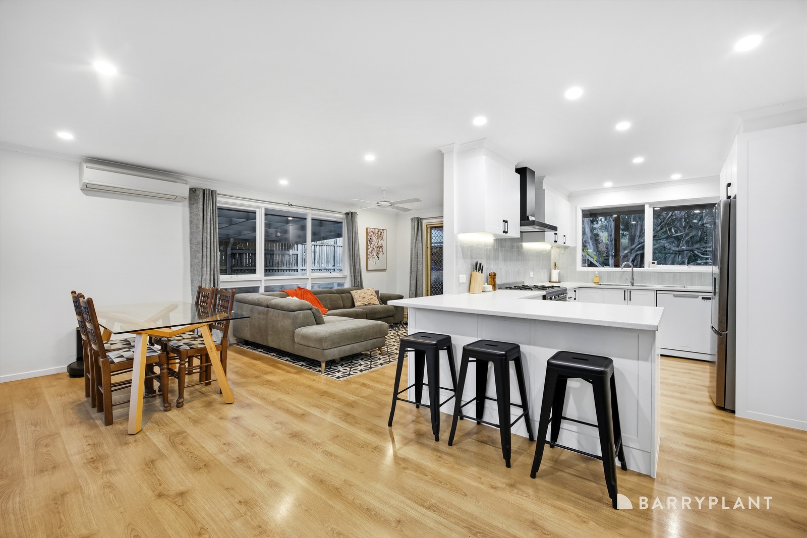 40 Cairncroft Avenue, Launching Place, VIC 3139 - Thumbnail 2 - 14/05/2026