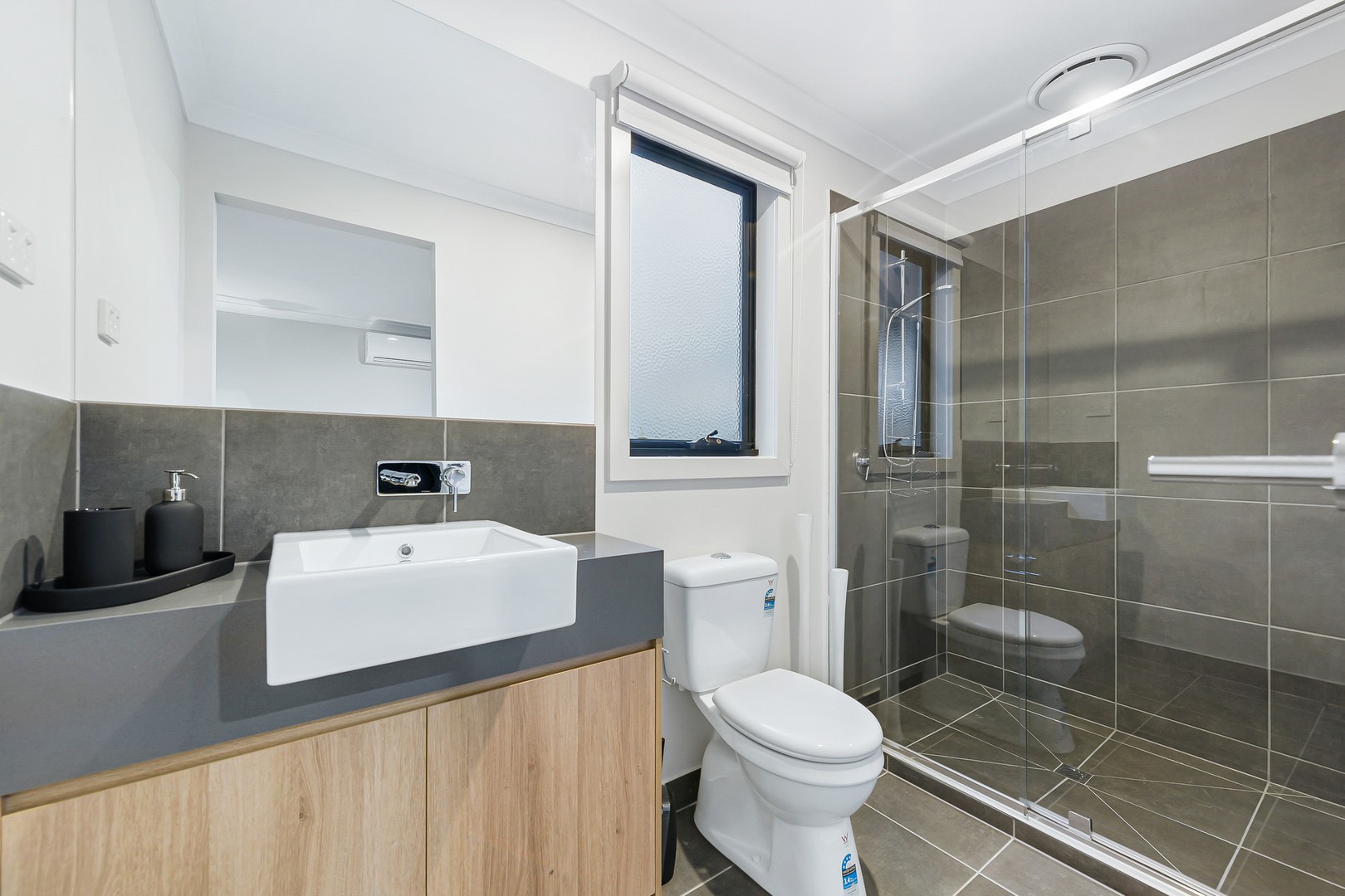 40 Chateau Promenade, Deanside, VIC 3336, Deanside - Thumbnail 6