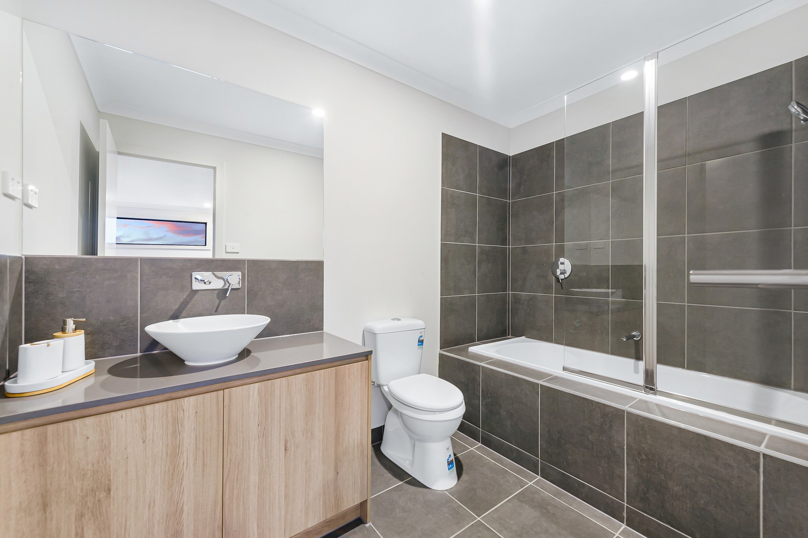 40 Chateau Promenade, Deanside, VIC 3336, Deanside - Thumbnail 8