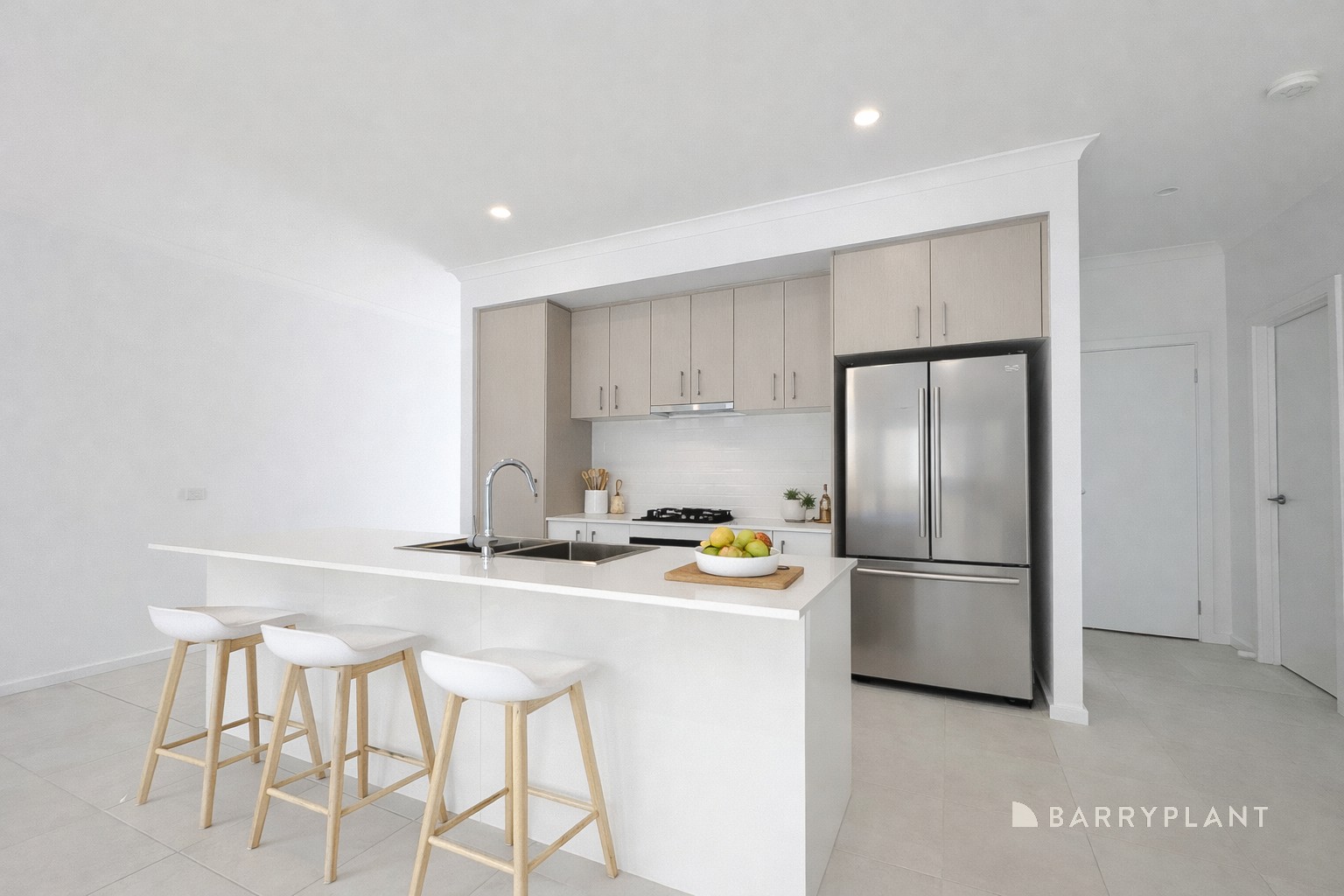 40 Cinnamon Drive, Cranbourne East, VIC 3977 - Thumbnail 2 - 08/12/2025