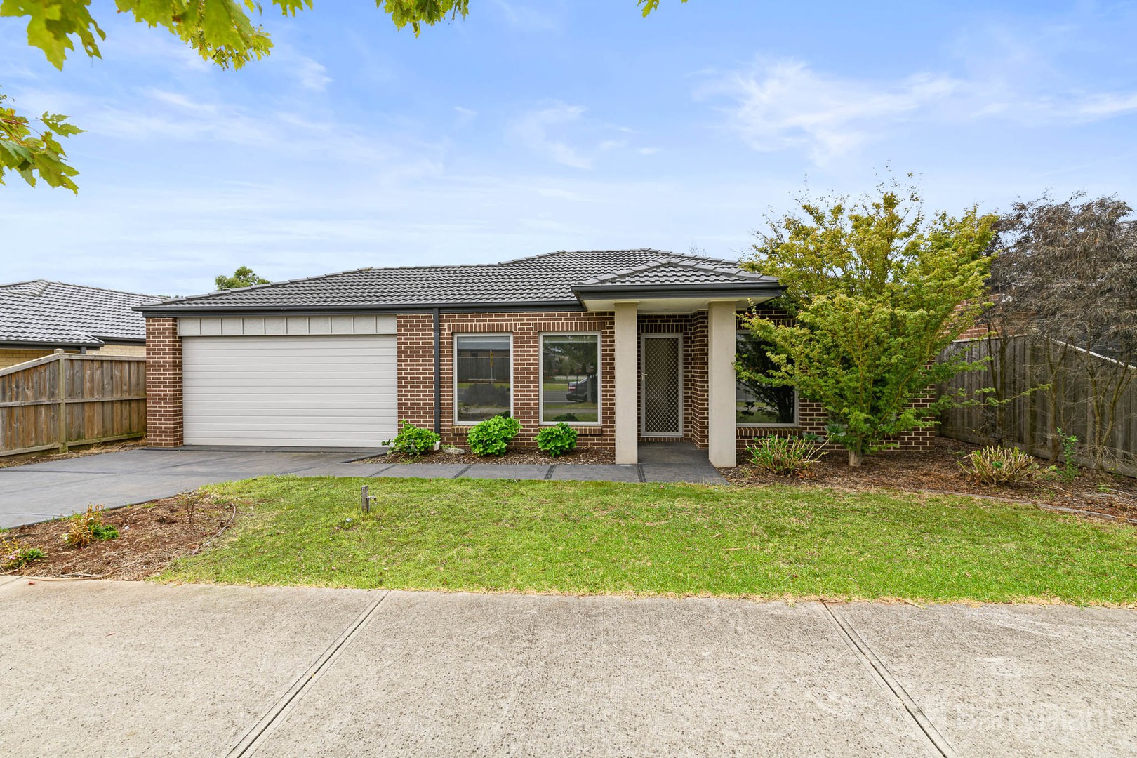 40 Cook Street, Drouin, VIC 3818 - Thumbnail 2 - 29/04/2022