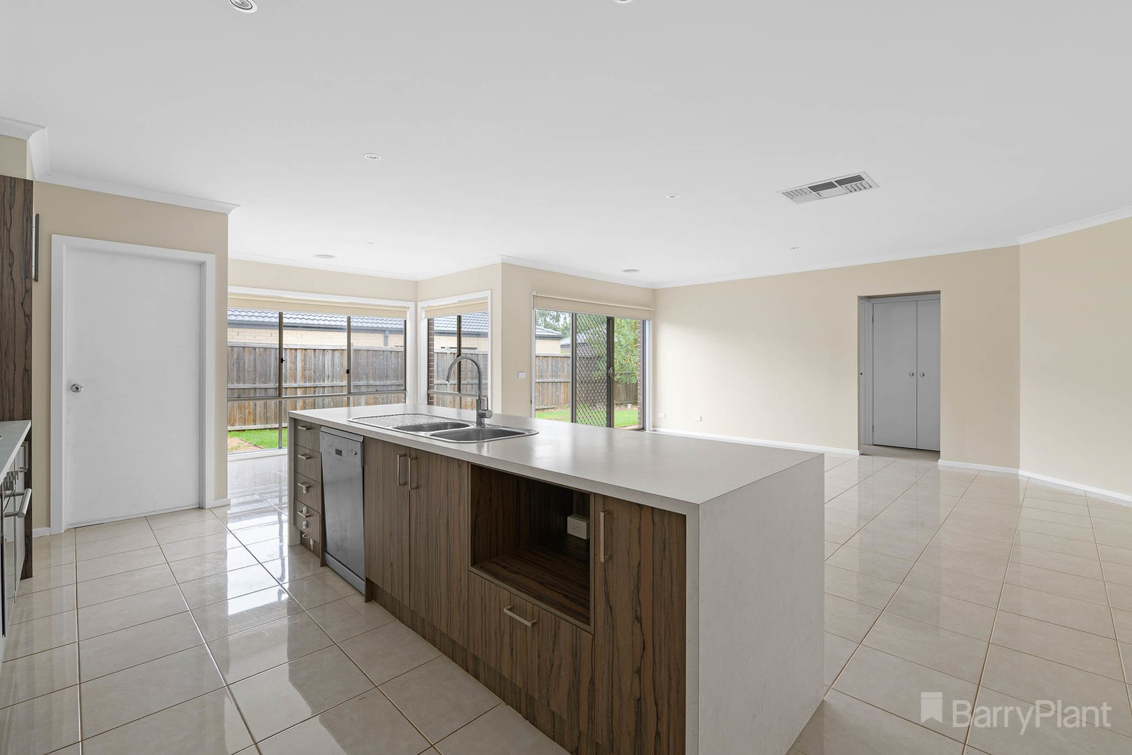 40 Cook Street, Drouin, VIC 3818, Drouin - Thumbnail 5
