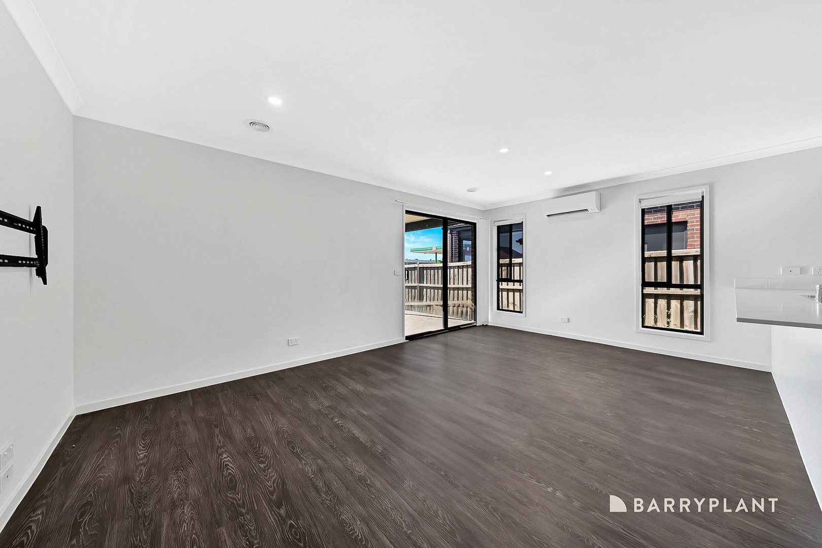 40 Denbigh Loop, Mickleham, VIC 3064, Mickleham - Thumbnail 5