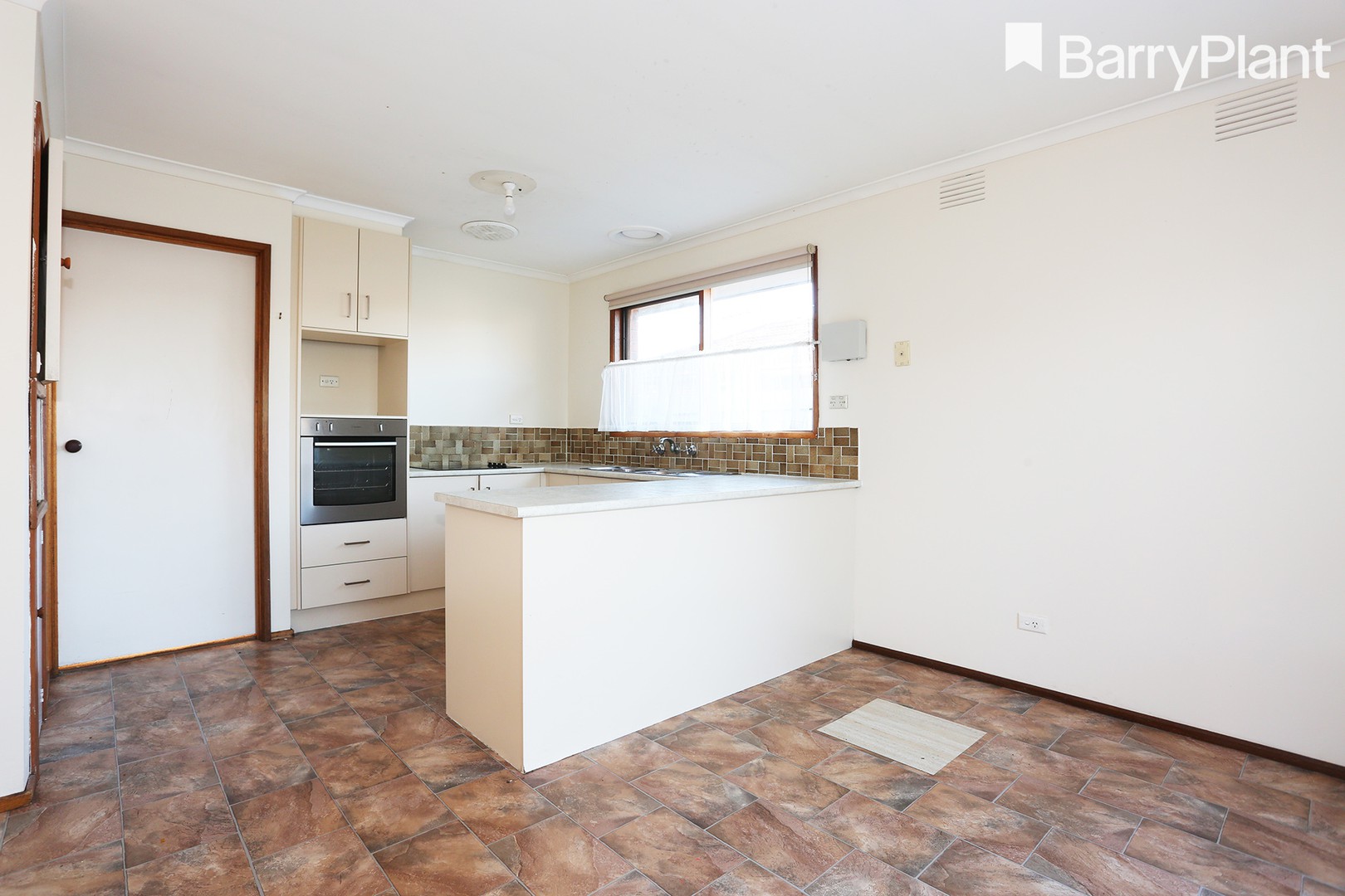 40 Duff Street, Cranbourne, VIC 3977, Cranbourne - Thumbnail 3