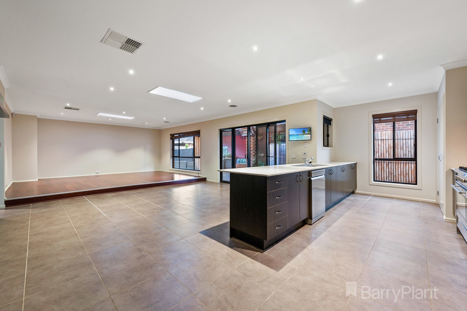 40 Fairview Parade, Tarneit, VIC 3029, Tarneit - Thumbnail 8