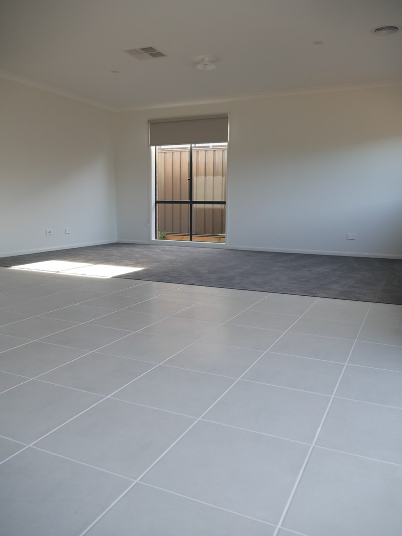 40 Golden Wattle Way, Harkness, VIC 3337 - Thumbnail 2 - 05/01/2026