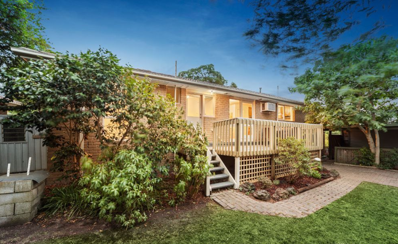 40 Hartington Drive, Wantirna, VIC 3152 - Thumbnail 2 - 08/05/2026