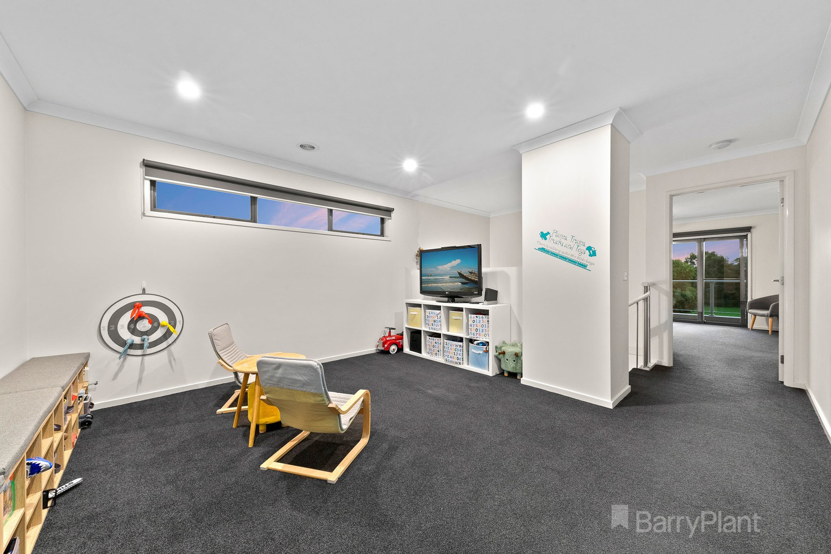 40 Hull Crescent, Pakenham, VIC 3810, Pakenham - Thumbnail 8