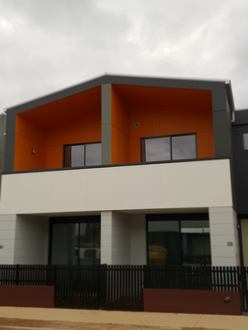 40 Kenswick Street, Point Cook, VIC 3030, Point Cook - Thumbnail 2
