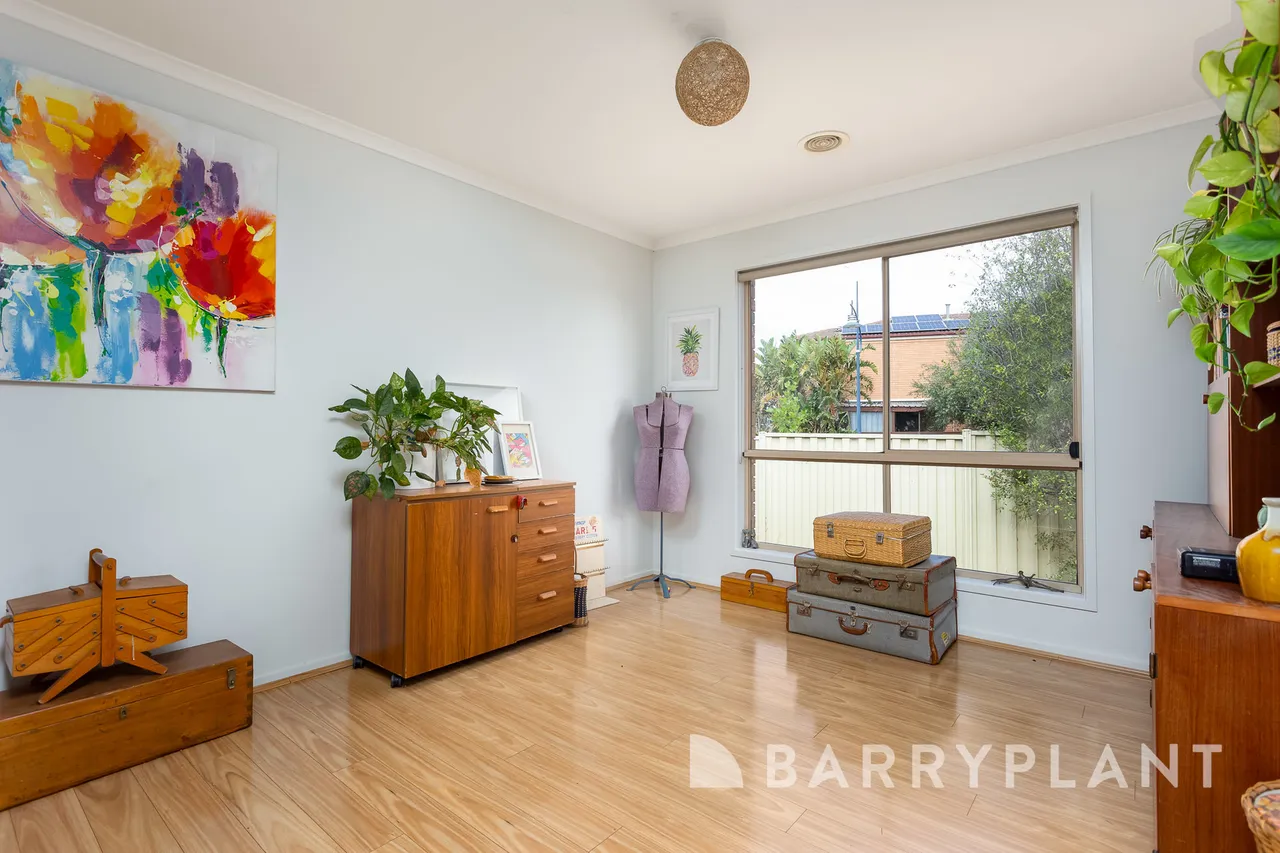40 Lennon Boulevard, Point Cook, VIC 3030, Point Cook - Thumbnail 6