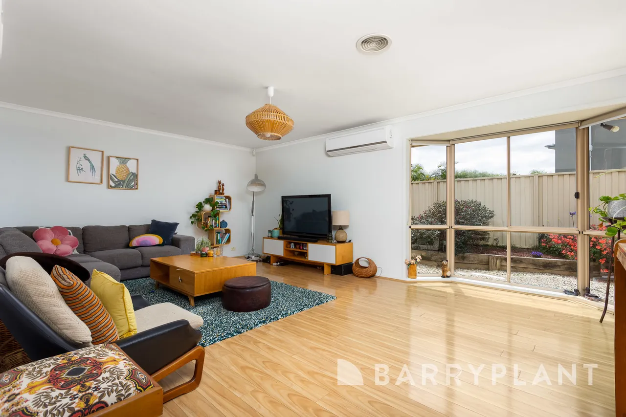 40 Lennon Boulevard, Point Cook, VIC 3030, Point Cook - Thumbnail 7