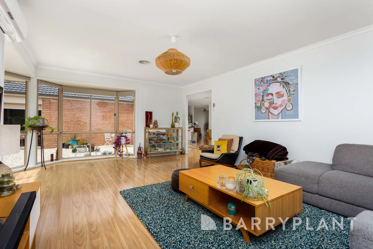 40 Lennon Boulevard, Point Cook, VIC 3030, Point Cook - Thumbnail 8